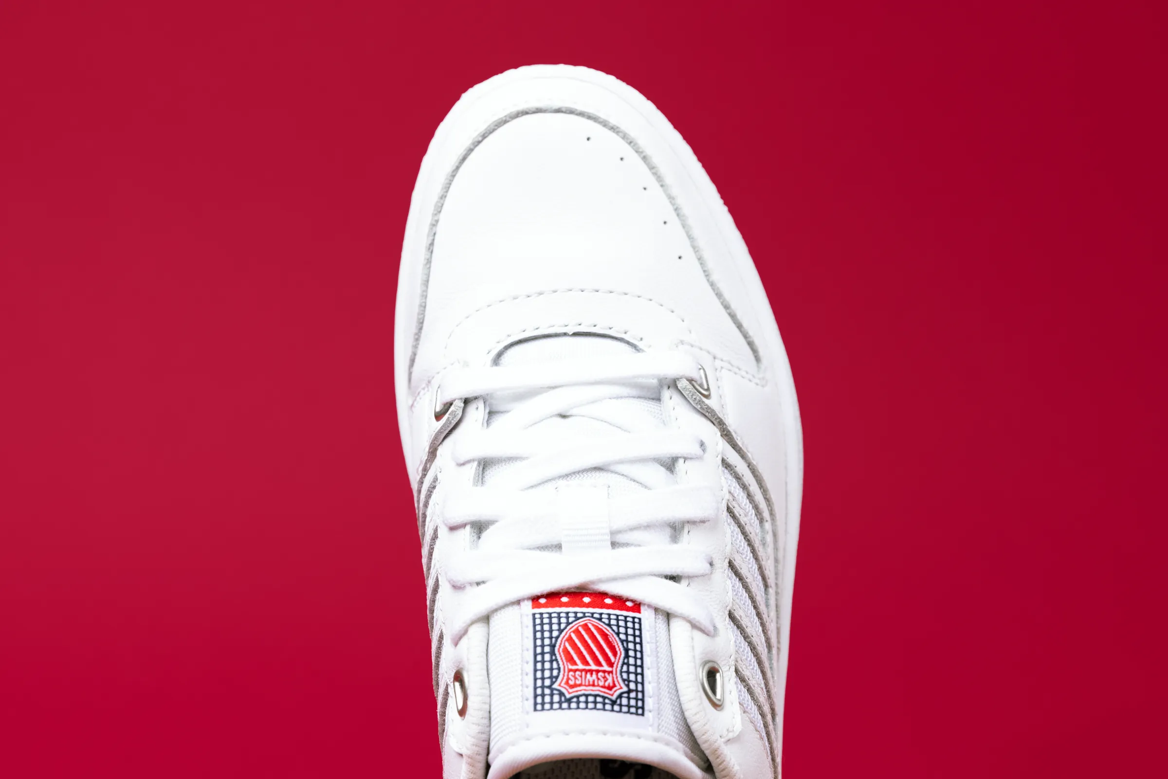 96993-113-M | CROWN 2000 | WHITE/CORPORATE