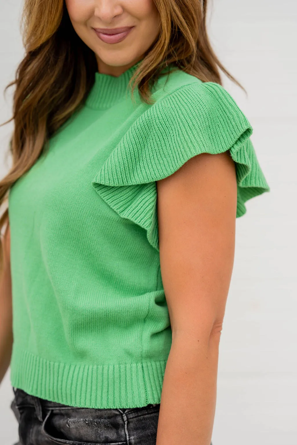 Thick Ribbed Ruffle Knit Tee