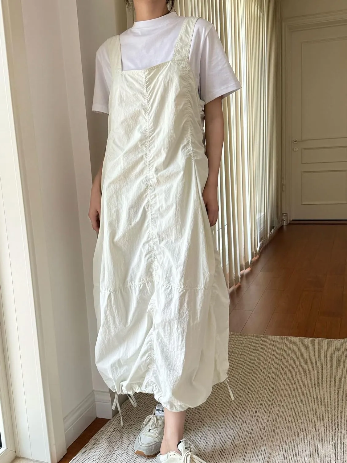 utcoco Women's Casual Baggy Cargo Overall Dress Ruched Drawstring Loose Fit Sleeveless Midi Dresses with Pockets